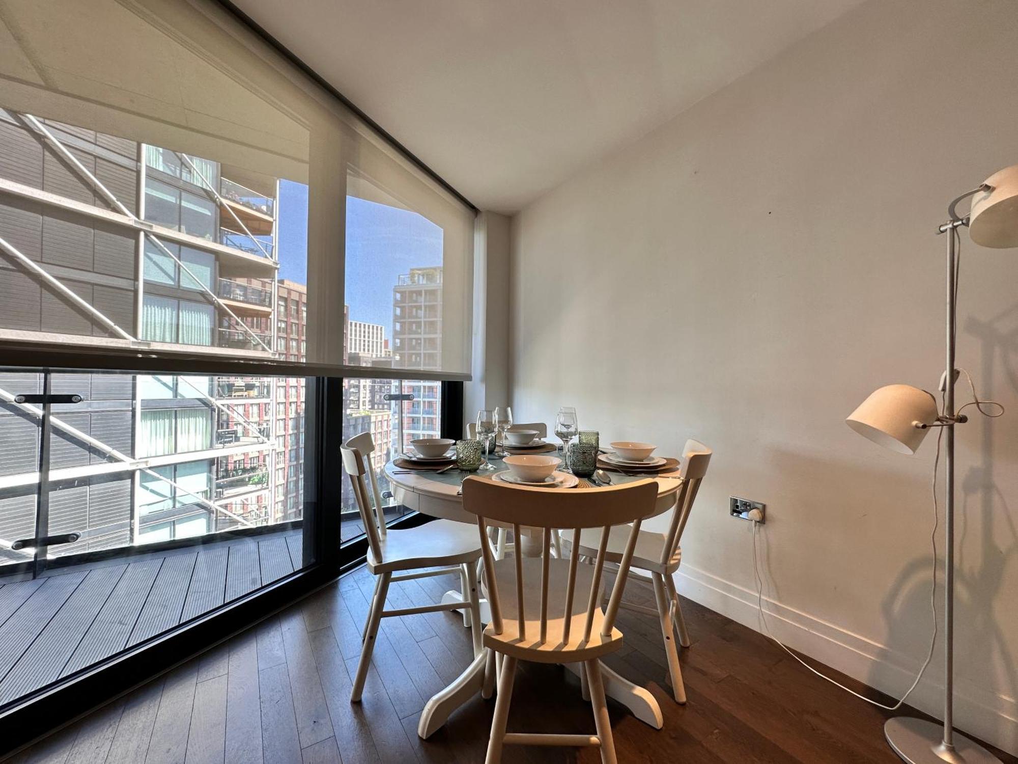 2 Bed Flat Big Ben View Lägenhet London Exteriör bild